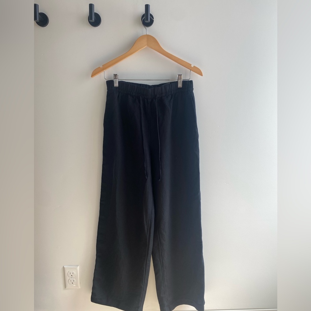 H and M Linen Blend pants, size S. 010